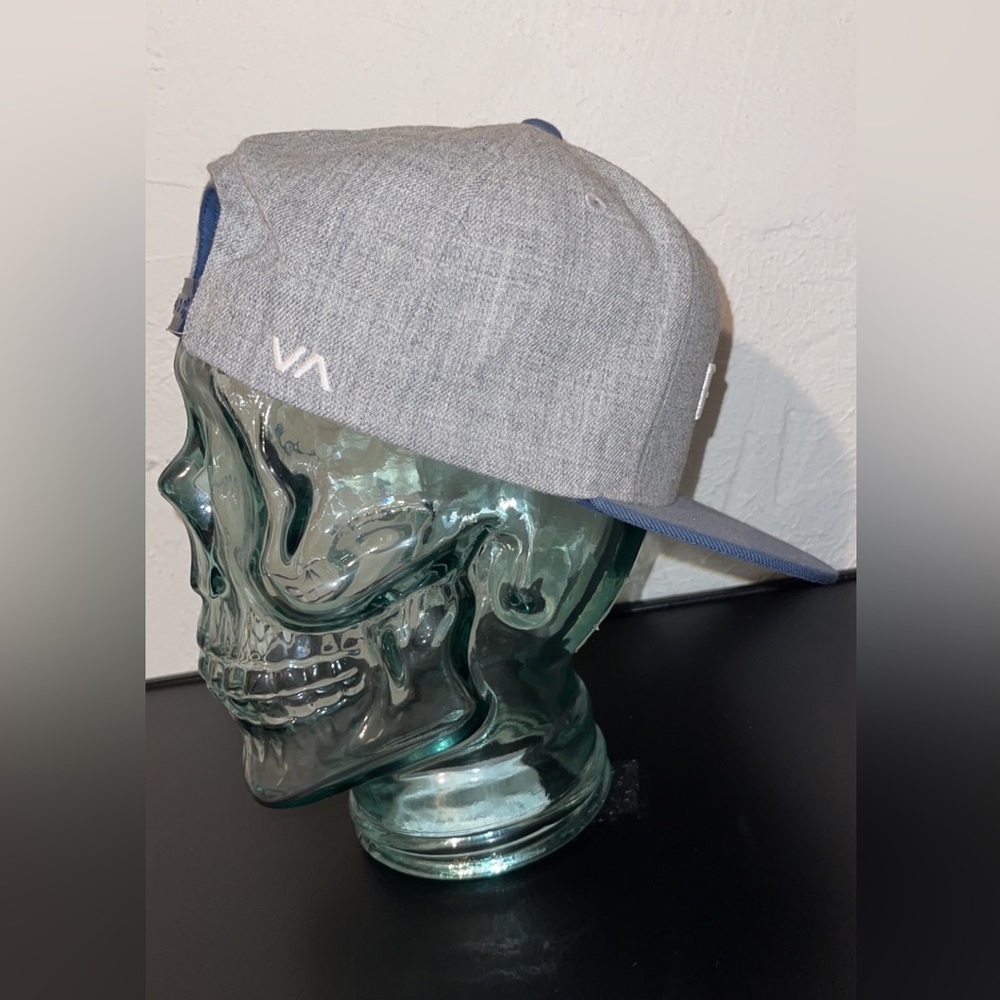 RVCA SnapBack - Picture 4 of 4